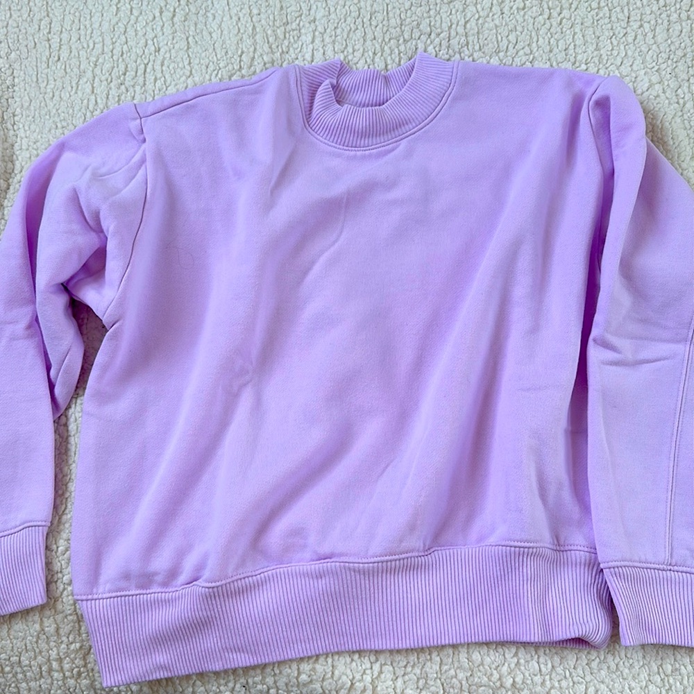 A new day small crewneck